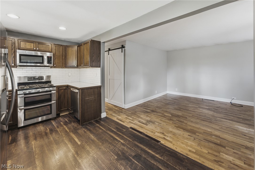 2519 Maxine Avenue NE Canton OH 44705