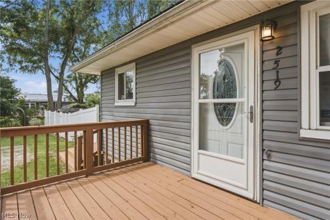 2519 Maxine Avenue NE Canton OH 44705