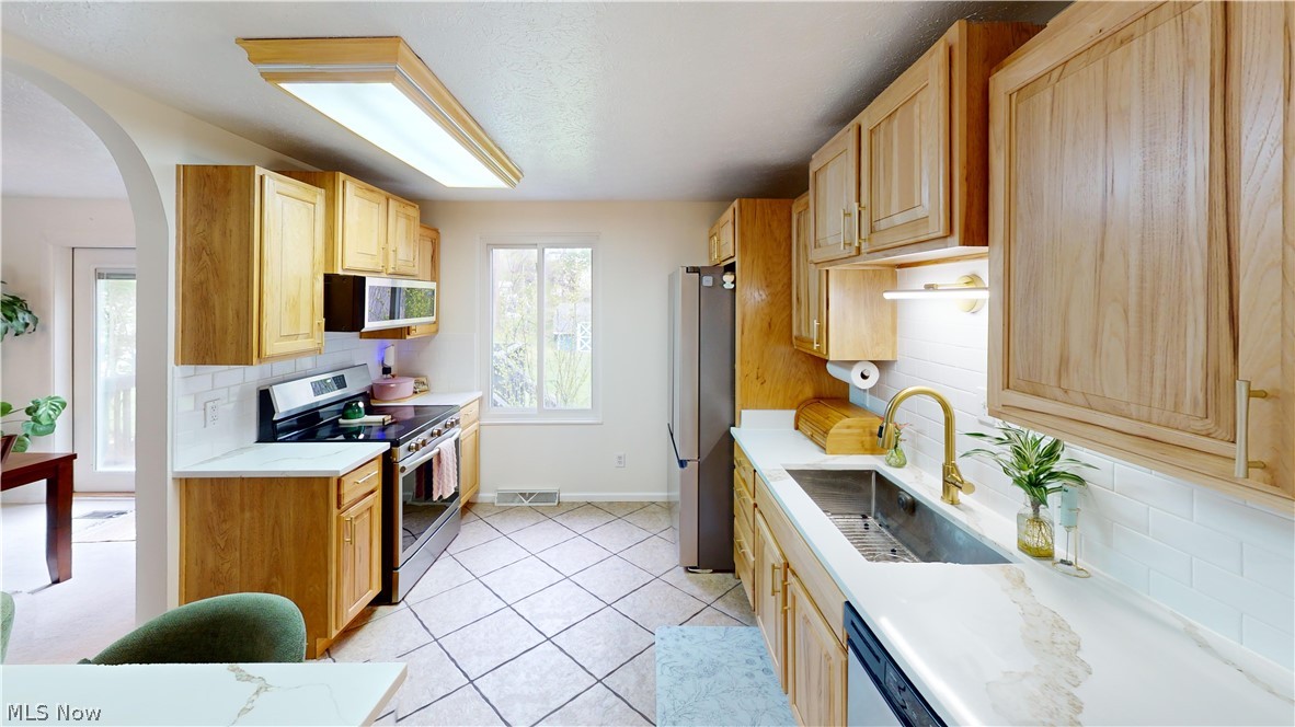 4281 Meadowlark Trail Stow OH 44224