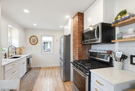 732 Washington Avenue Cuyahoga Falls OH 44221