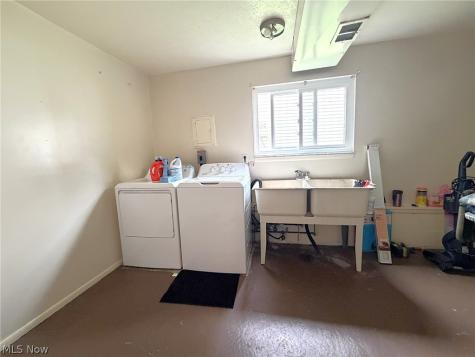 4602 Whitehall Drive South Euclid OH 44121