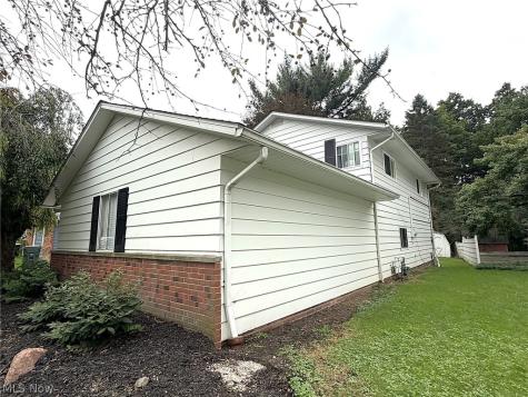 4602 Whitehall Drive South Euclid OH 44121