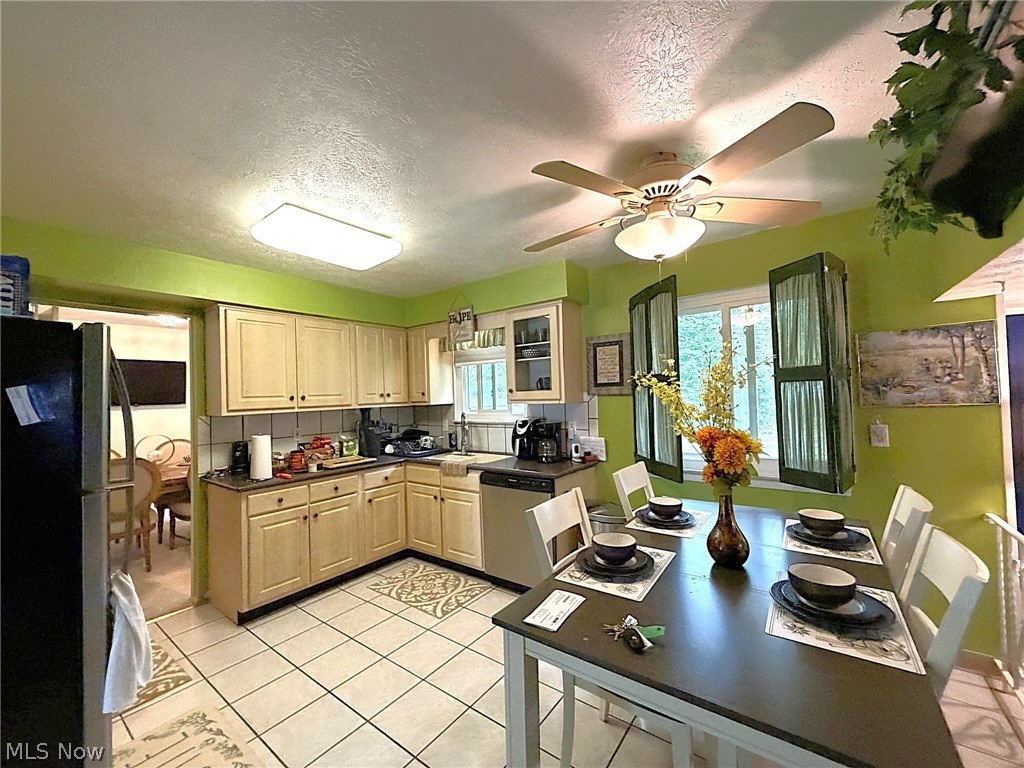 4602 Whitehall Drive South Euclid OH 44121