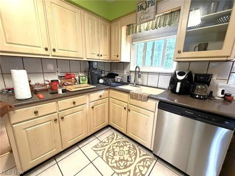 4602 Whitehall Drive South Euclid OH 44121