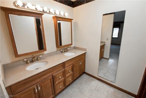 59 Hartford Drive Medina OH 44256