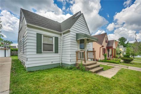 18204 Edinboro Avenue Maple Heights OH 44137