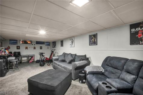 18204 Edinboro Avenue Maple Heights OH 44137
