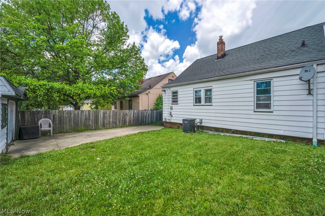 18204 Edinboro Avenue Maple Heights OH 44137