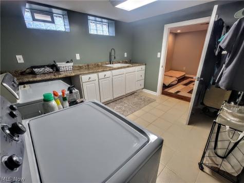 18160 Kalvin Drive Brook Park OH 44142