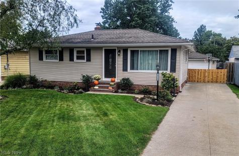 18160 Kalvin Drive Brook Park OH 44142