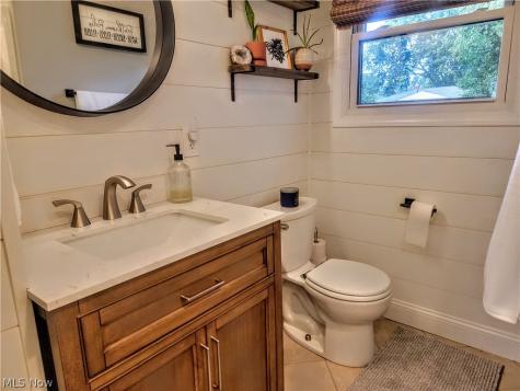 18160 Kalvin Drive Brook Park OH 44142