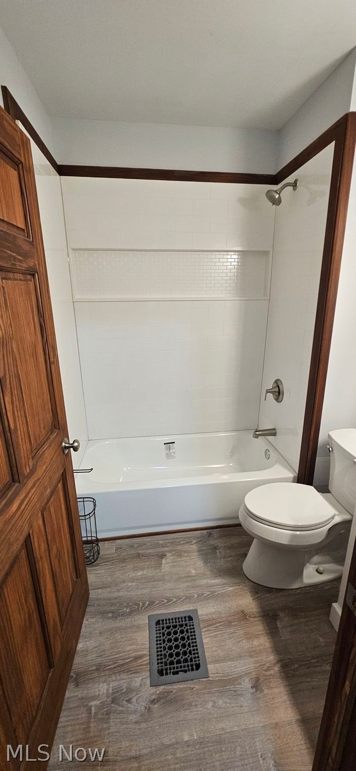 4278 Valley Road Cleveland OH 44109