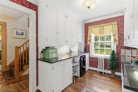 2289 N Park Boulevard Cleveland Heights OH 44106