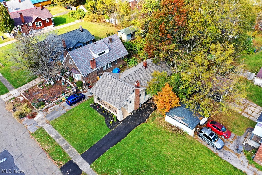 214 W Dennick Avenue Youngstown OH 44504