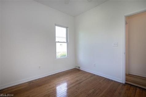 15009 Miles Avenue Cleveland OH 44128