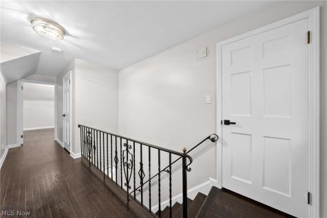 2324 Scholl Road University Heights OH 44118