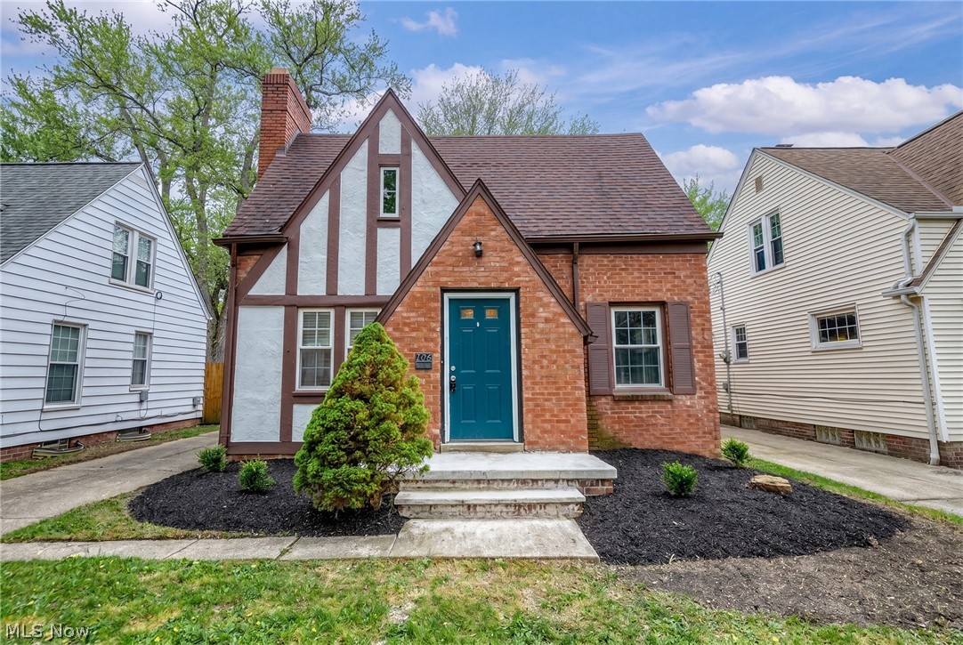 2324 Scholl Road University Heights OH 44118