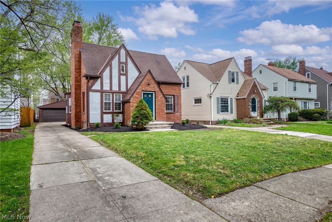 2324 Scholl Road University Heights OH 44118