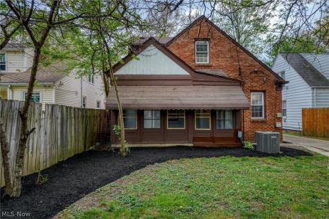 2324 Scholl Road University Heights OH 44118