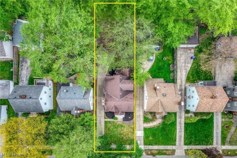 2324 Scholl Road University Heights OH 44118
