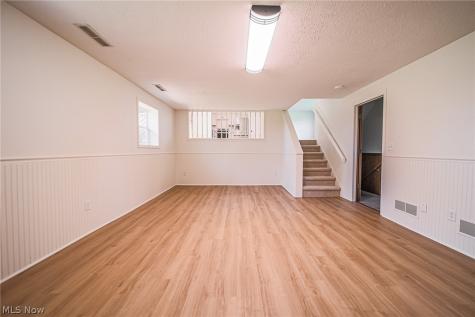 254 E Congress Street Polk OH 44866