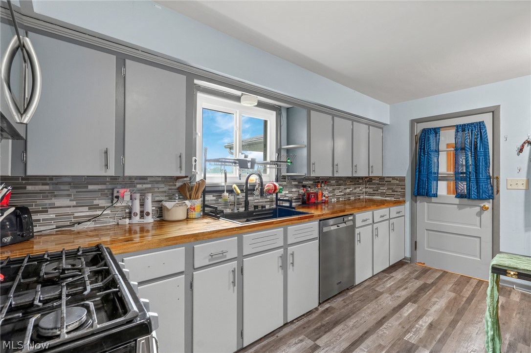 3300 Fredericksburg Road Wooster OH 44691