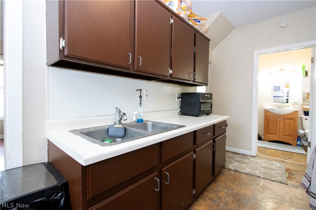 1216 Troy Road Ashland OH 44805