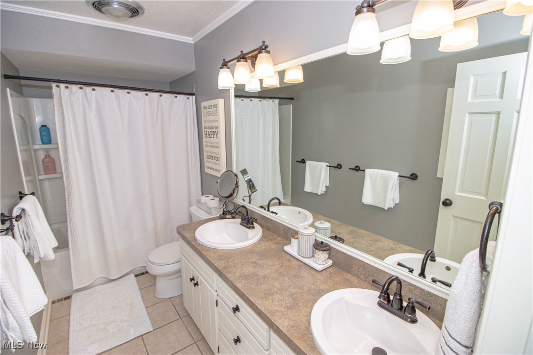 800 Wildwood Court Medina OH 44256