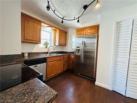 10117 Chesterfield Drive Parma Heights OH 44130
