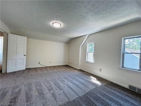 10117 Chesterfield Drive Parma Heights OH 44130