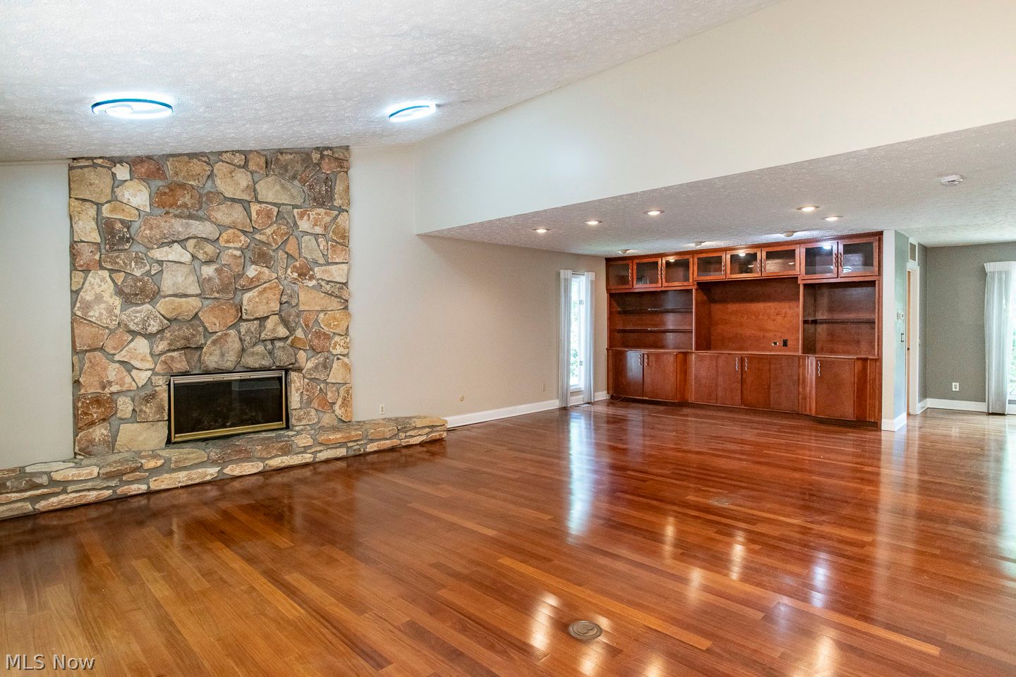 10648 Oak Branch Trail Strongsville OH 44149