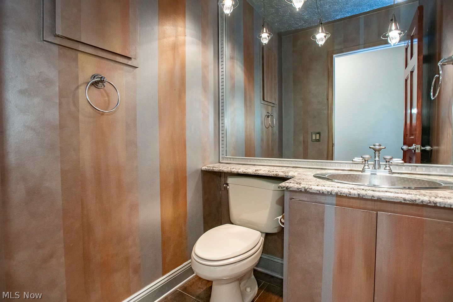 10648 Oak Branch Trail Strongsville OH 44149