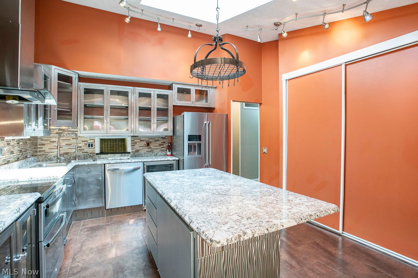 10648 Oak Branch Trail Strongsville OH 44149