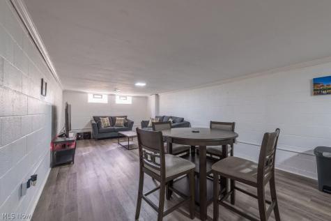 24196 Rosita Lane North Olmsted OH 44070