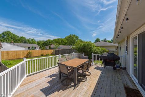 24196 Rosita Lane North Olmsted OH 44070