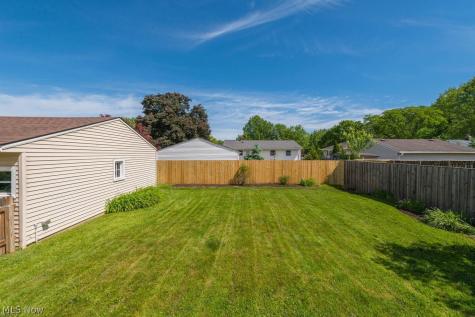 24196 Rosita Lane North Olmsted OH 44070