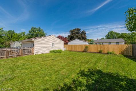 24196 Rosita Lane North Olmsted OH 44070