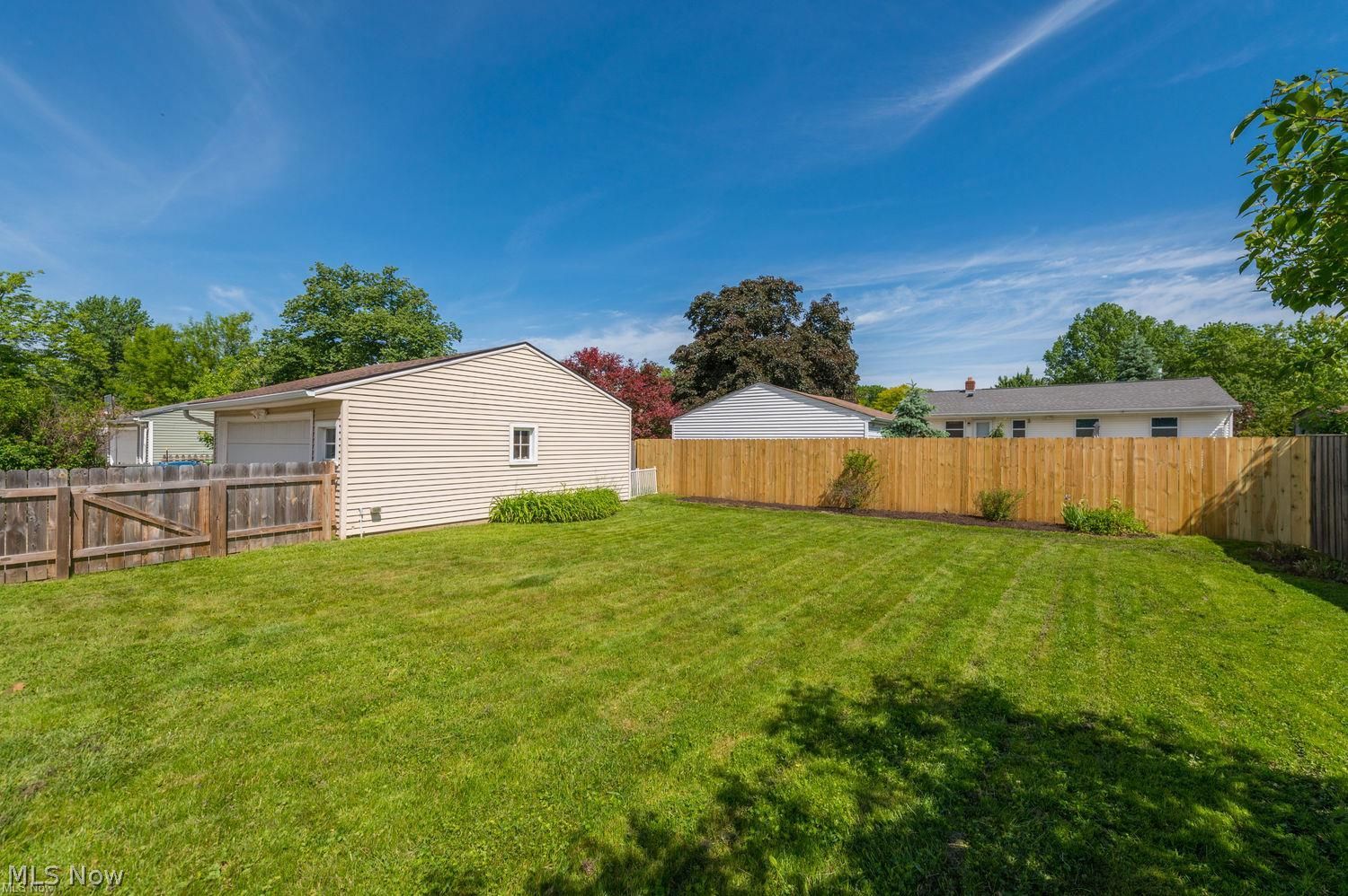 24196 Rosita Lane North Olmsted OH 44070