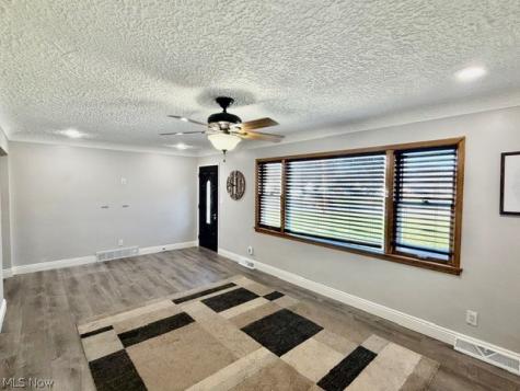 1264 Everbright Drive Uniontown OH 44685