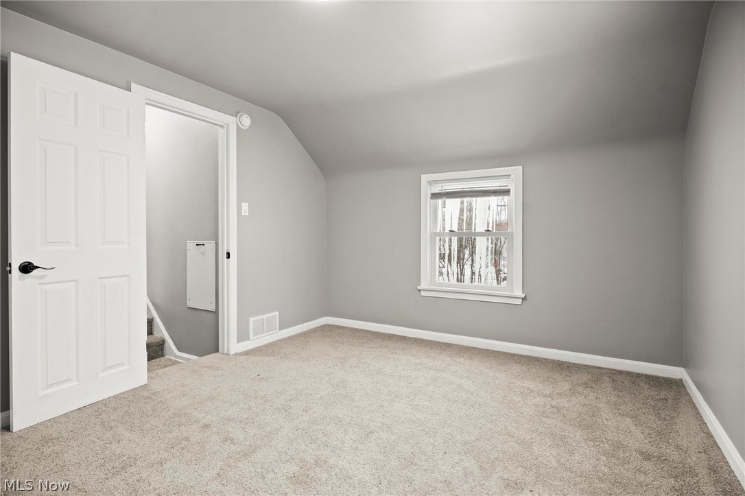20214 Lanbury Avenue Warrensville Heights OH 44122