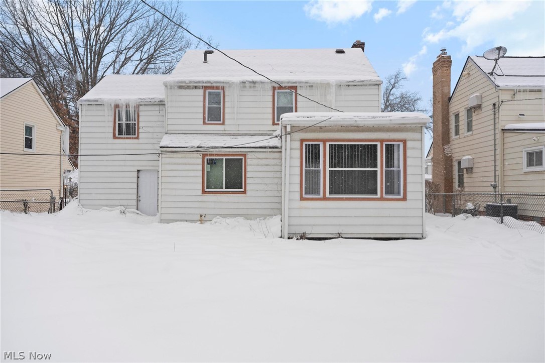 20214 Lanbury Avenue Warrensville Heights OH 44122