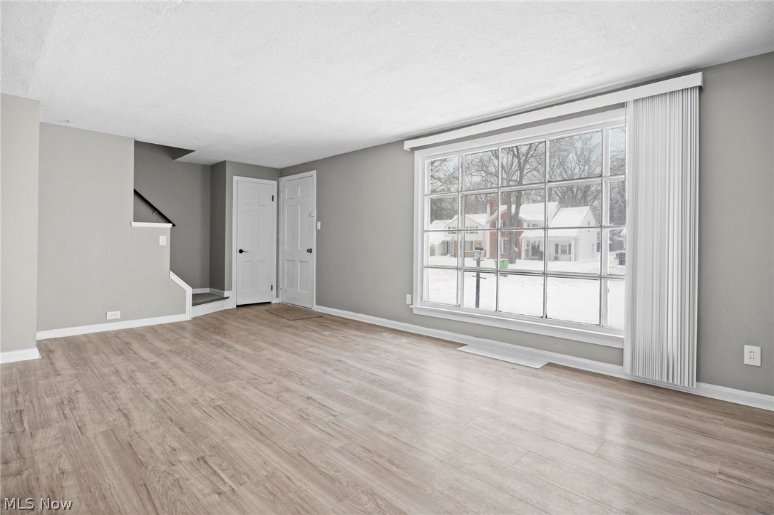 20214 Lanbury Avenue Warrensville Heights OH 44122