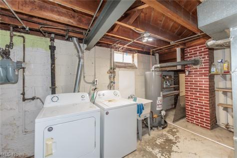 8800 Behrwald Avenue Brooklyn OH 44144