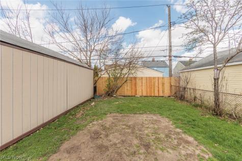 8800 Behrwald Avenue Brooklyn OH 44144