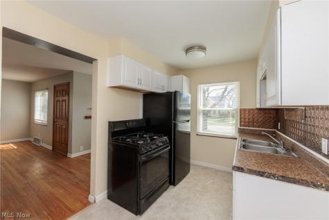 8800 Behrwald Avenue Brooklyn OH 44144