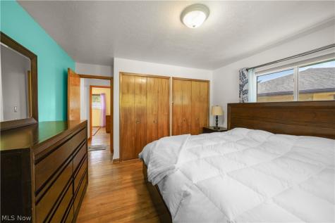 6100 Sandy Hook Drive Parma OH 44134