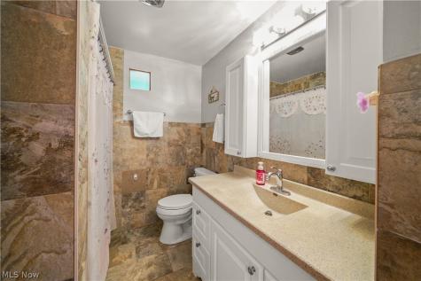 6100 Sandy Hook Drive Parma OH 44134