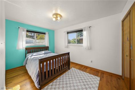 6100 Sandy Hook Drive Parma OH 44134