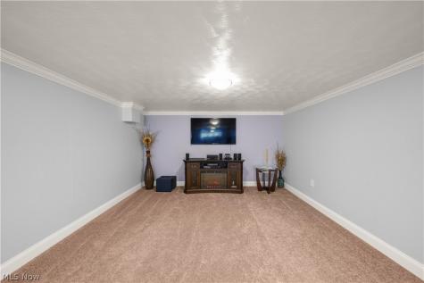 6100 Sandy Hook Drive Parma OH 44134