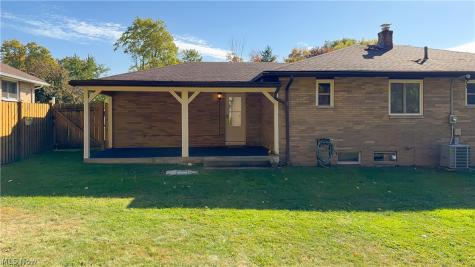 6100 Sandy Hook Drive Parma OH 44134